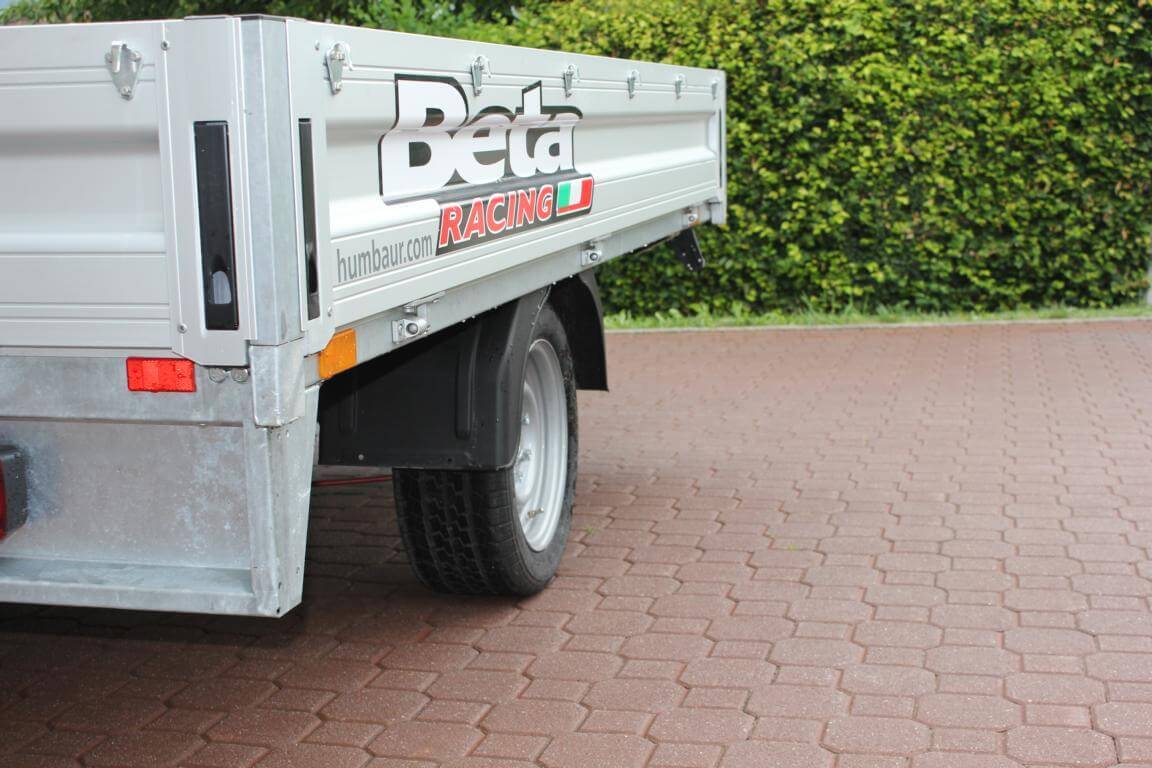 Better cornering stability on car trailers for motorbikes with Epytec bolt circle adapters!